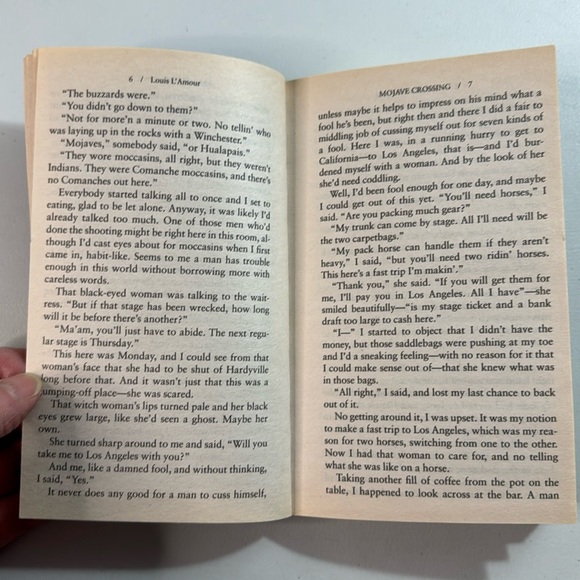 📚2/$6  2-Book Bundle Louis L’Amour - Picture 11 of 16